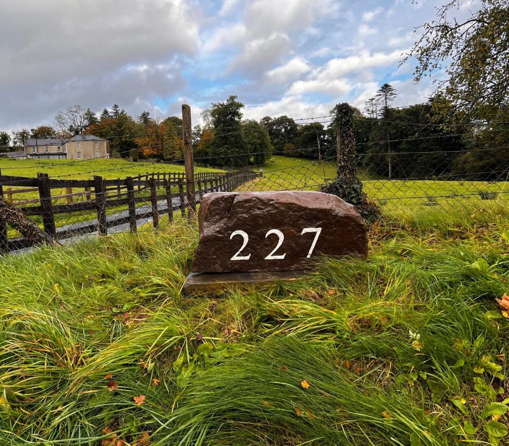Rectory Cottage. Close To Enniskillen And Lakes. エクステリア 写真